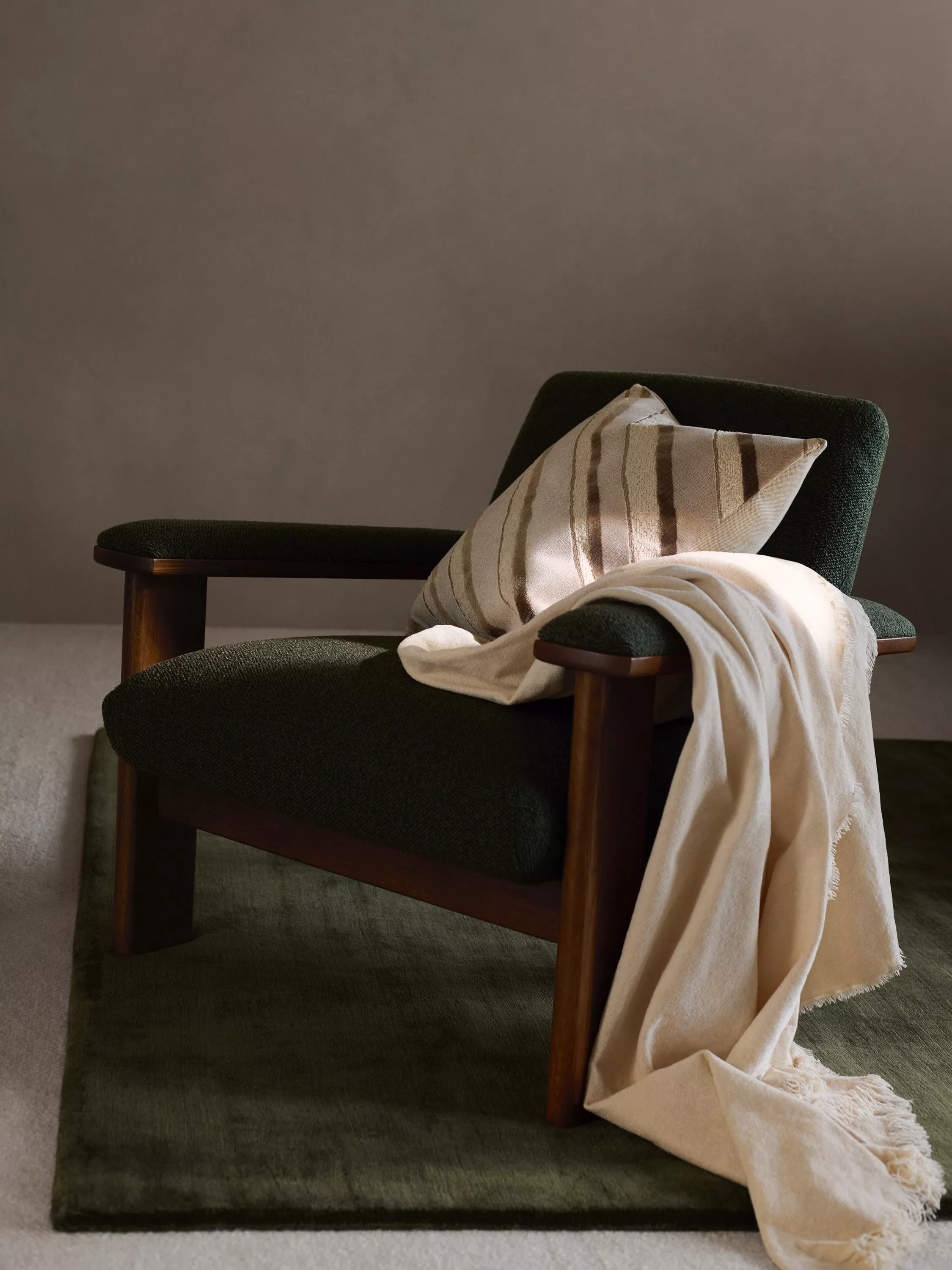 Carousel image, index 3